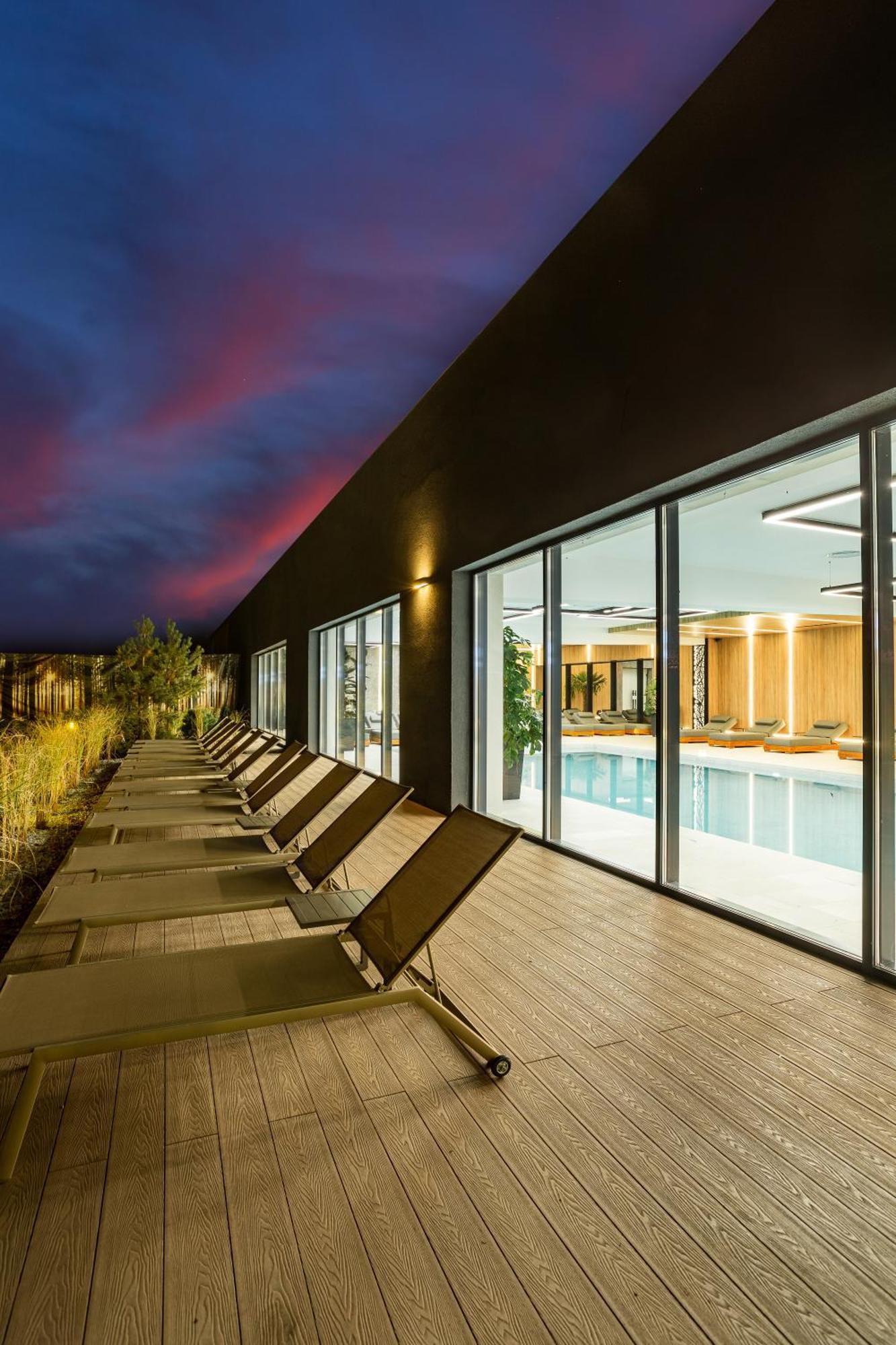 Riverwood Relax Park Moshny Экстерьер фото